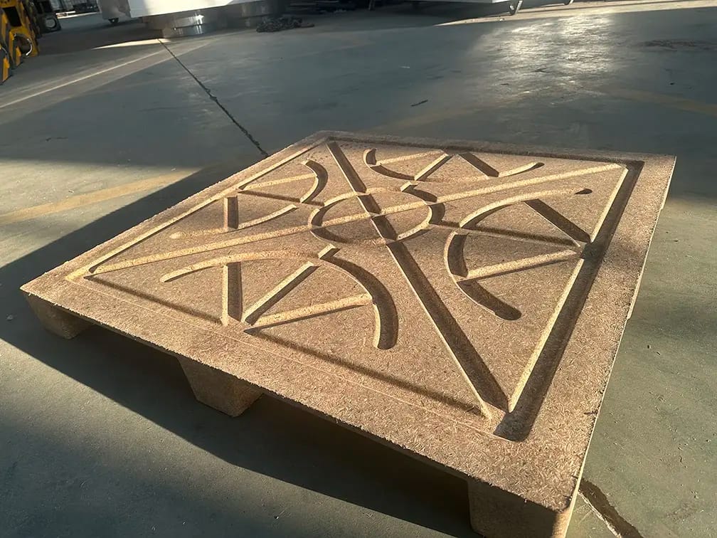 Flat Surface presswood pallet