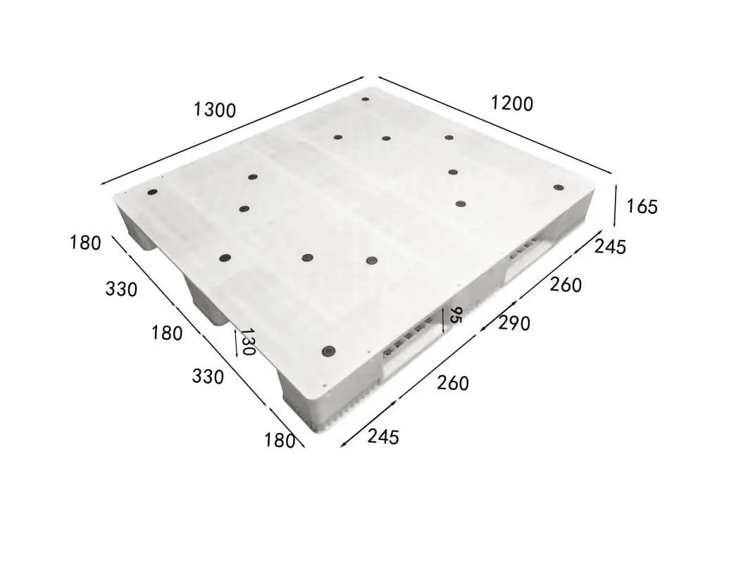 Closed deck and three runners plastic pallet
