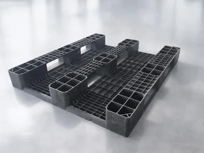 molded plastic pallet made from recycled plastic