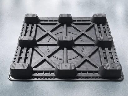 molded plastic pallet made from recycled plastic