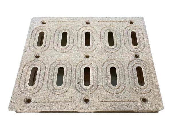 Double surface presswood pallets with flat surface