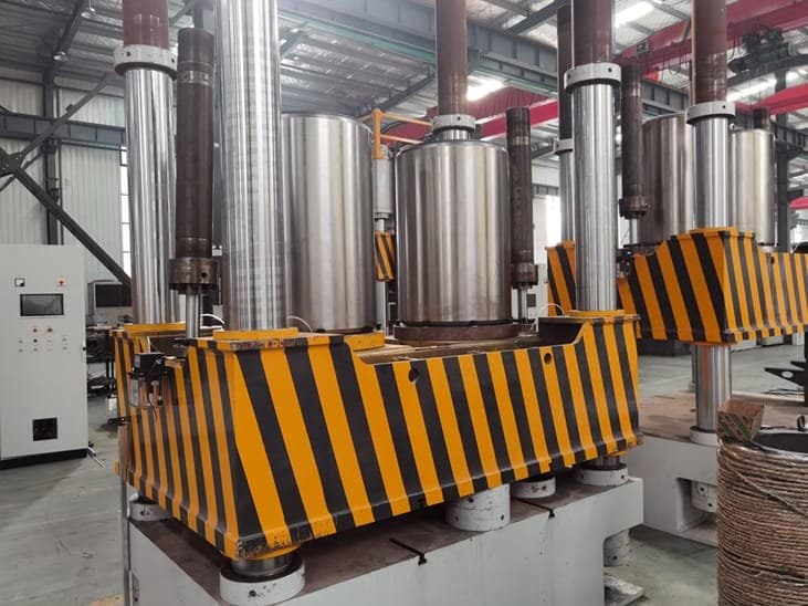 assemble hydraulic press machine