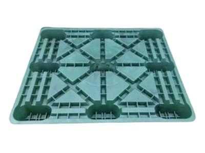 Molded plastic pallet gree nestable