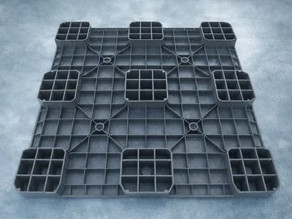 molded plastic pallet made from recycled plastic